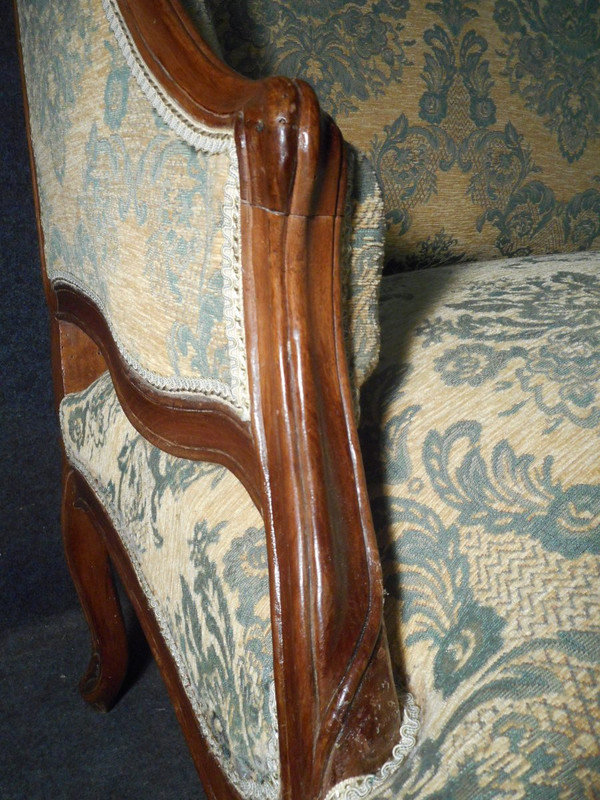 Divano in stile Luigi XV in noce timbrato Jean Baptiste Boulard