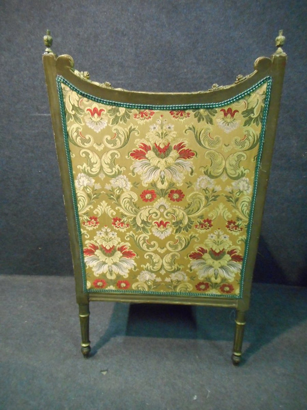 Large Pair Of 19th Century Bergères In Lacquered And Gilded Wood