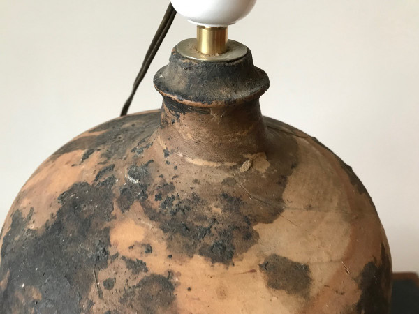 Große Terrakotta-Lampe, 19. Jahrhundert.