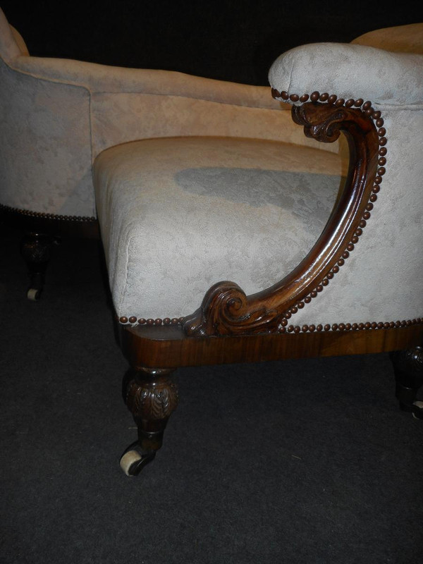 Indiscreet Confidant Napoleon III Period In Mahogany