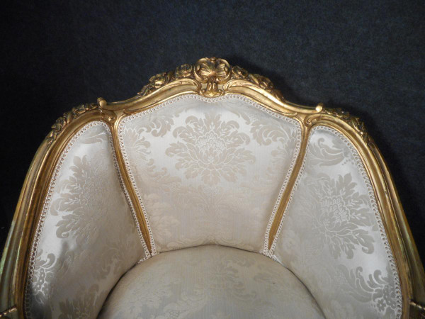 Paire De Fauteuils Corbeille En Bois Doré époque Début XIXème
