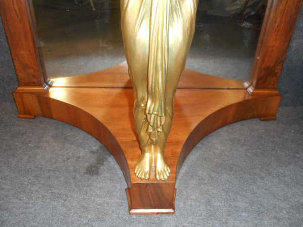 Coppia di console in mogano primo impero e cariatidi in bronzo dorato attribuite a Jacob