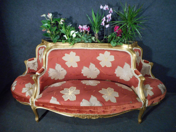 Causeuse époque XIXe En Bois Doré Et Soieries