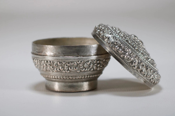 Burmese silver lime box