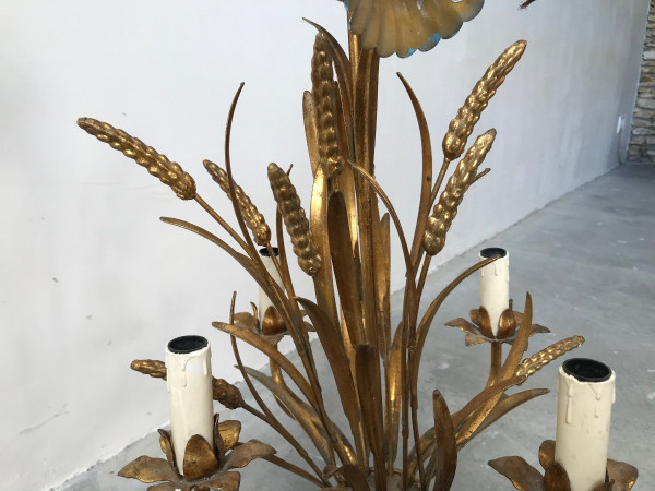 Ears of wheat chandelier in gilded metal, circa 1960.