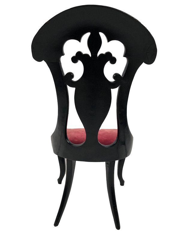 Chaise à haut dossier en bois et carton bouilli burgauté, Napoléon III
