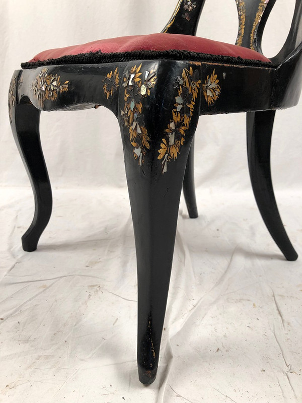 Chaise à haut dossier en bois et carton bouilli burgauté, Napoléon III