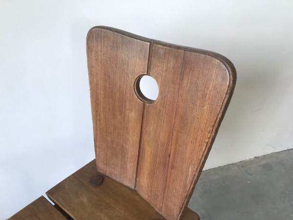 Set of 6 Savoyard chairs in solid wood, Circa 1950.
