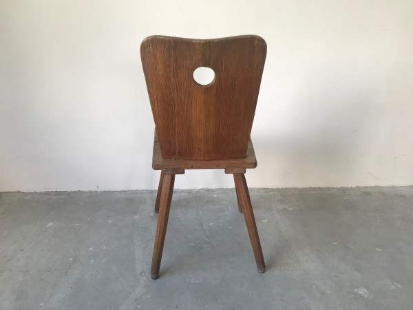 Set of 6 Savoyard chairs in solid wood, Circa 1950.