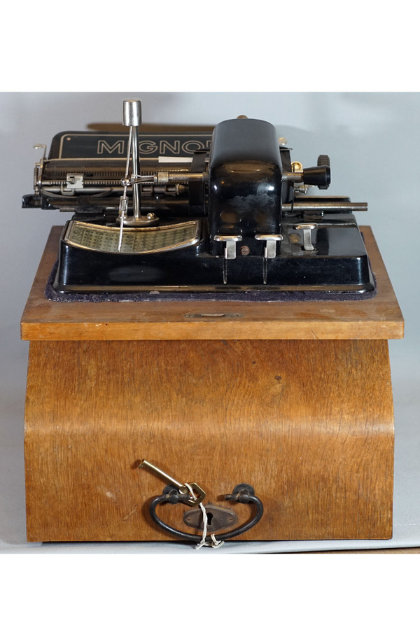 CUTE TYPEWRITER Germany 1930