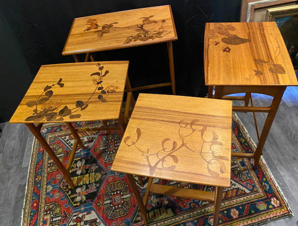 Satztische der Ecole de Nancy, signiert Majorelle