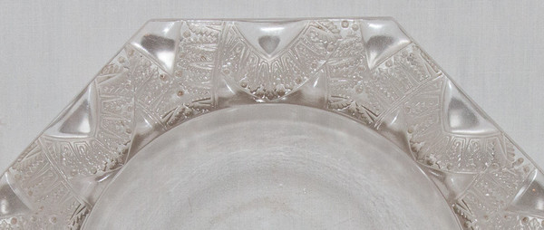 Coppa modello Chantilly di René Lalique