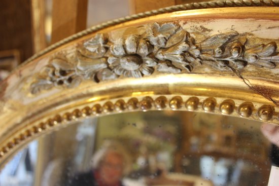 Alte ovale Spiegelrestaurierung Blattgold und Patina