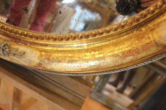 Alte ovale Spiegelrestaurierung Blattgold und Patina
