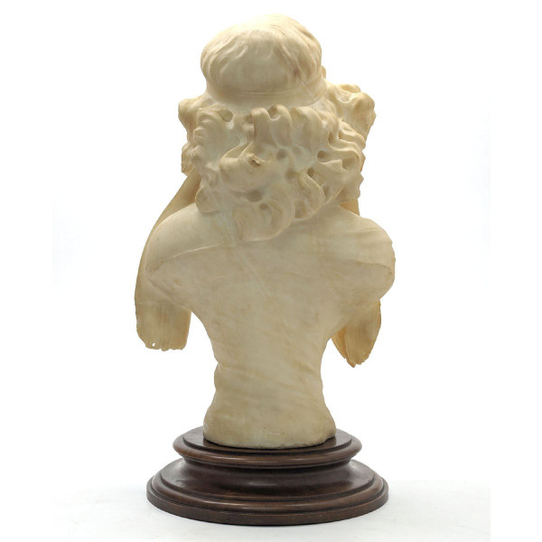 Busto di giovane donna in stile liberty orientale in alabastro 1900 circa