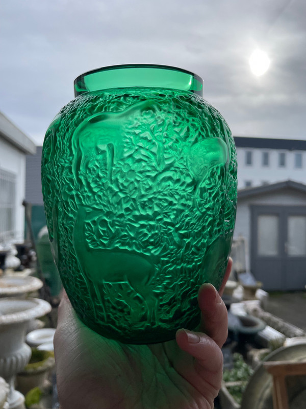 Lalique France - Vase Aux Biches Cristal Vert Style Art Deco