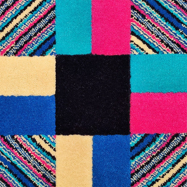 Magnifique tapis en laine des années 1990 par Ottavio Missoni. Fabriqué en Italie