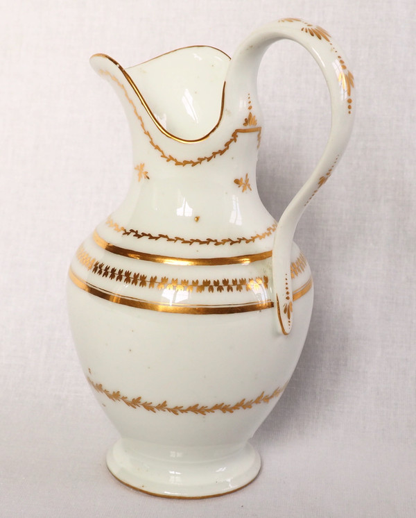Paris porcelain jug / milk jug, Directoire period late 18th century - attributed to Locré