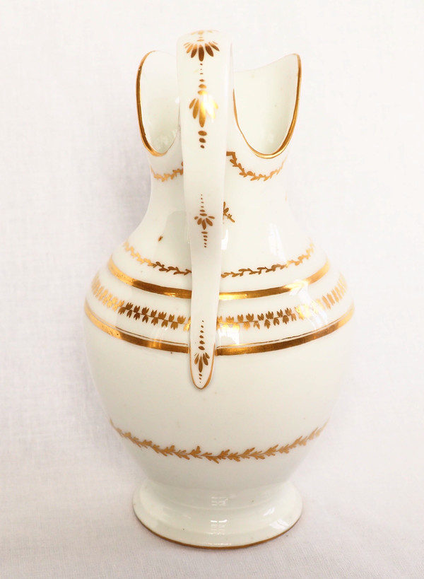 Paris porcelain jug / milk jug, Directoire period late 18th century - attributed to Locré