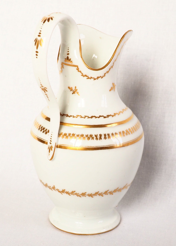 Paris porcelain jug / milk jug, Directoire period late 18th century - attributed to Locré