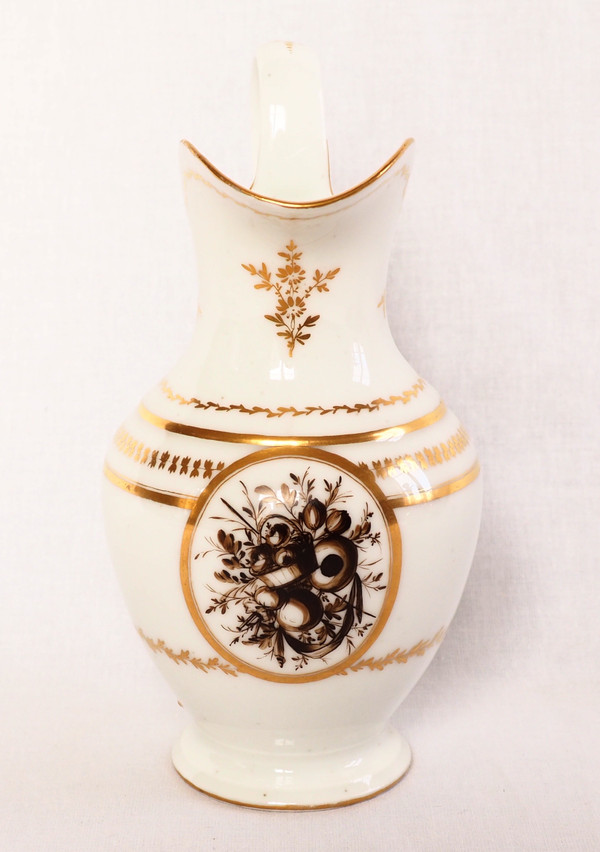 Paris porcelain jug / milk jug, Directoire period late 18th century - attributed to Locré