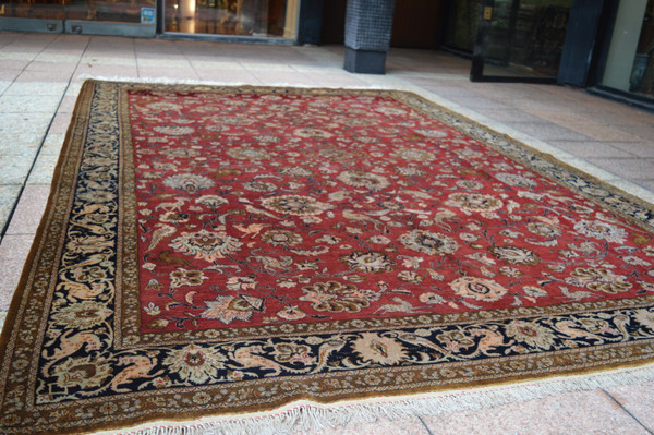 Iranian carpet (old Ghom)