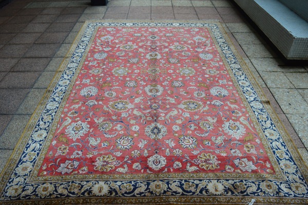 Iranian carpet (old Ghom)
