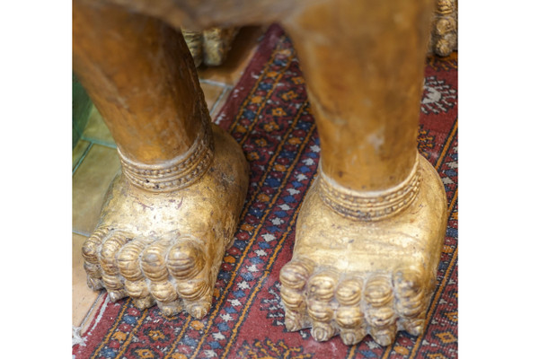 LEONE IN BRONZO, imponente scultura, laccata oro, Thailandia