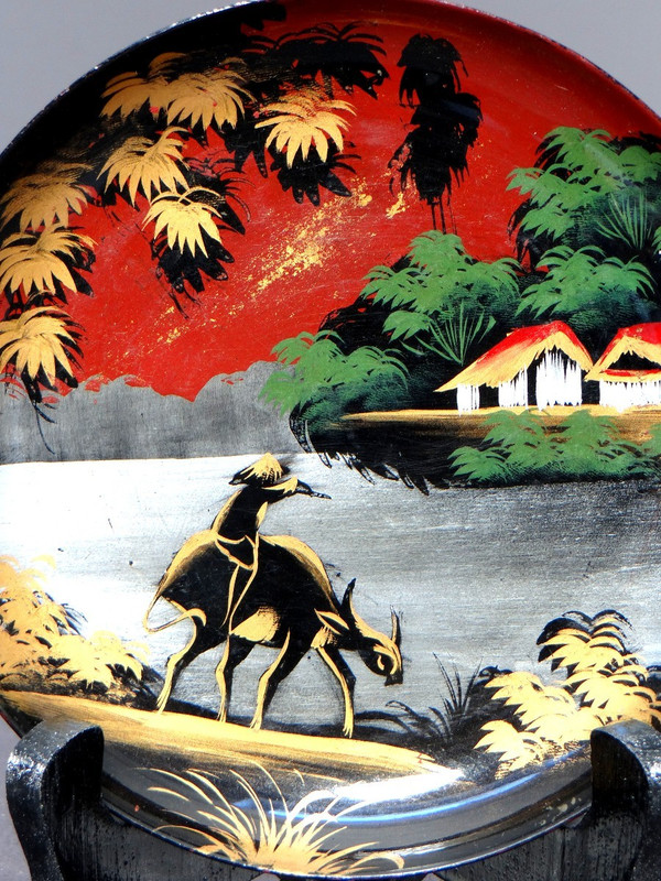 Vietnam, 1950s/1960s, Minh Thanh Workshop, Pair Of Small Lacquer Cups.