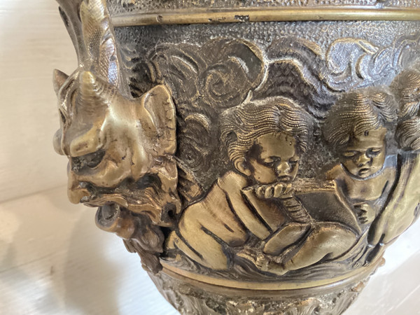Important ewer
