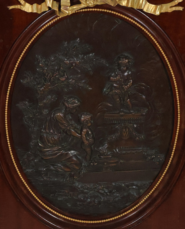 Medaglione in bronzo "Venere e il Bambino" secondo Clodion Fine del XIX secolo