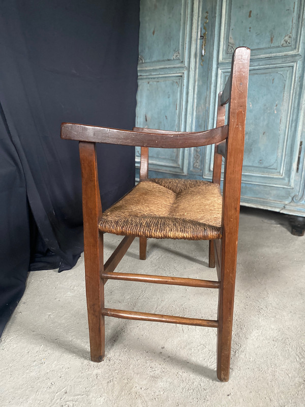 Fireplace bench with backrest dating from the 19th century