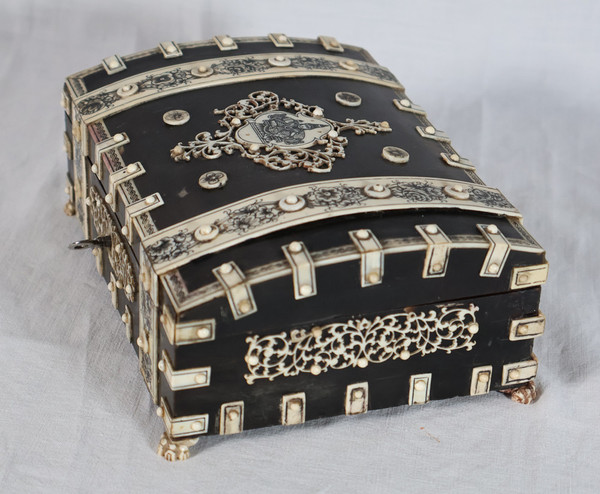 Vizagatapam Horn Box Late 19th Century