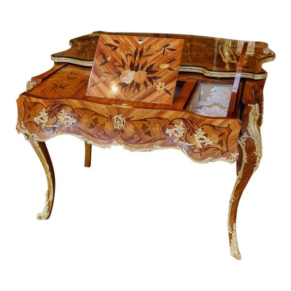 A beautiful Louis XV style writing table