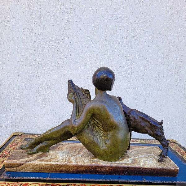 Godard, Donna e agnello, Bronzo Art Déco, XX secolo