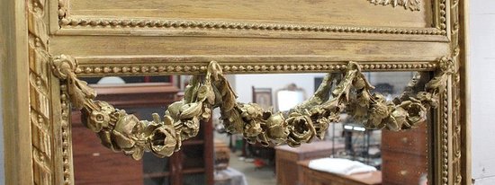  Set di Specchio Trumeau e Console Mezzaluna, in Legno Dorato - Fine XIX Secolo