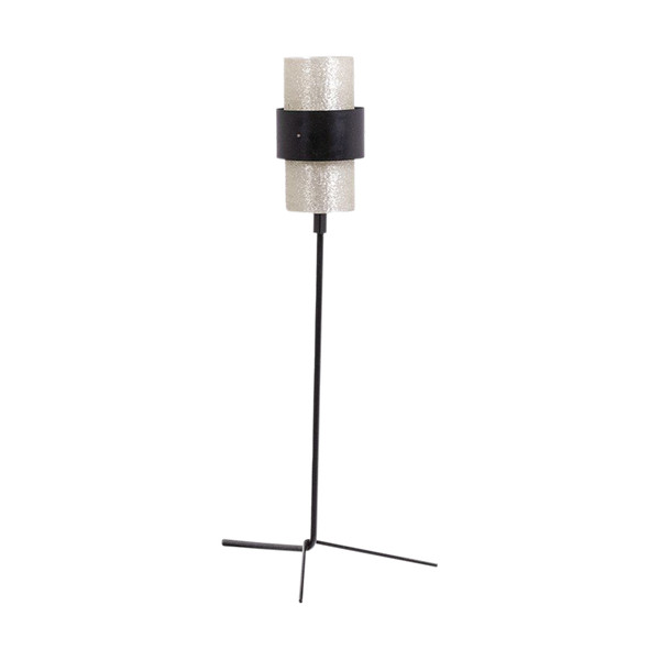 Lampada a treppiede in lucite granitica e metallo laccato. Dagli anni '50.