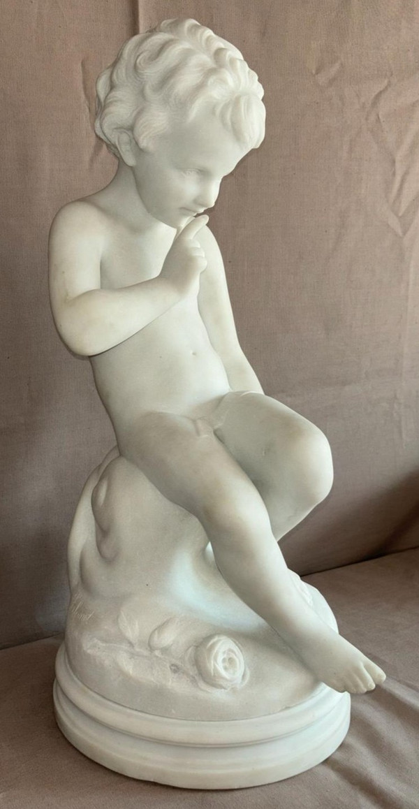 Statua in marmo di Cupido del XIX secolo, da Étienne Maurice Falconet (1716-1791)