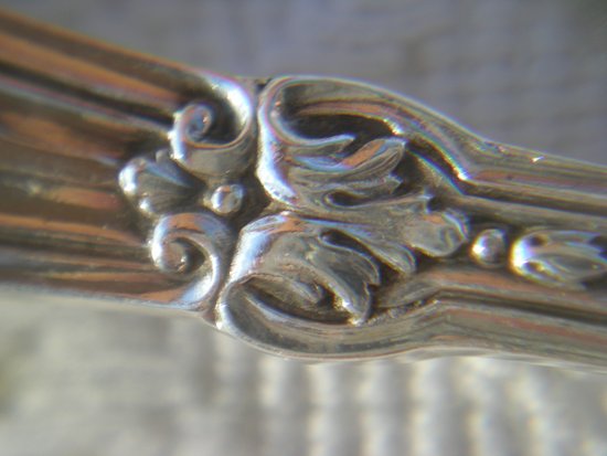 12 solid silver dessert cutlery