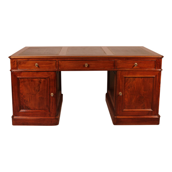 Large Pedestal Desk In Mahogany From The 19th Century