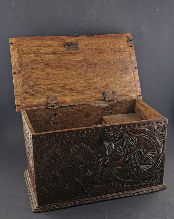 18th century finely carved box