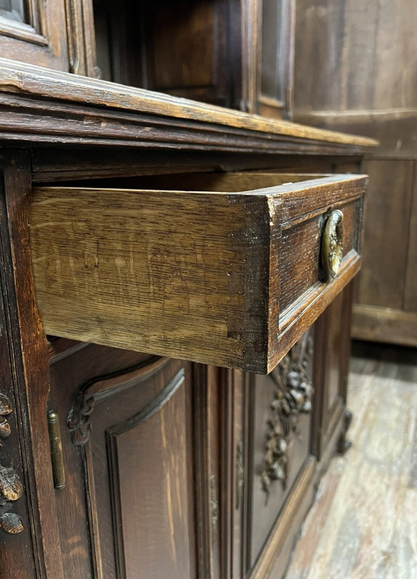 Louis XV / Transition style solid oak buffet bookcase circa 1880
