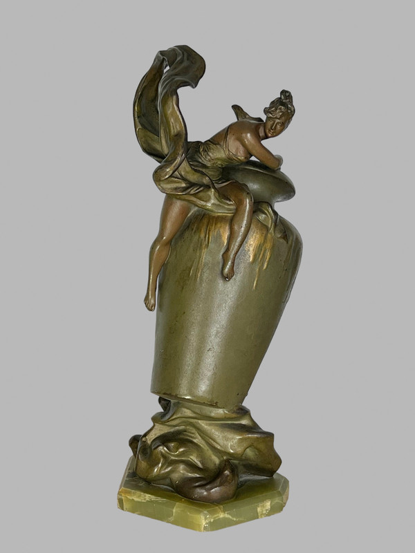 ART NOUVEAU VASE IN PATINATED METAL SIGNED BY ANTON NELSON ( 1880 -1910 ) ON BASE