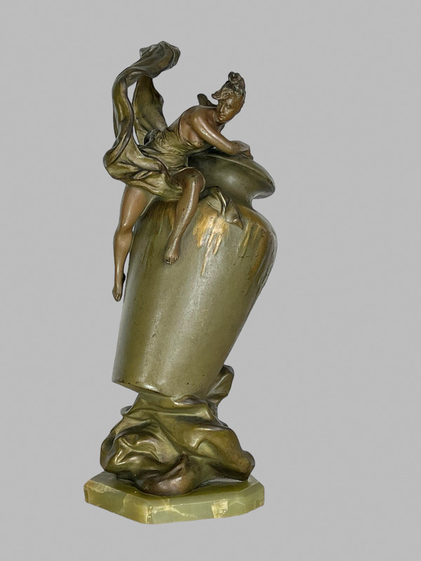 ART NOUVEAU VASE IN PATINATED METAL SIGNED BY ANTON NELSON ( 1880 -1910 ) ON BASE
