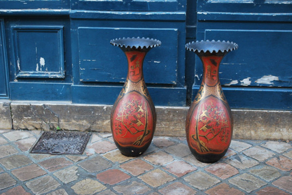 Pair Of Large Vases In Black Gold And Red Lacquered Porcelain XIX