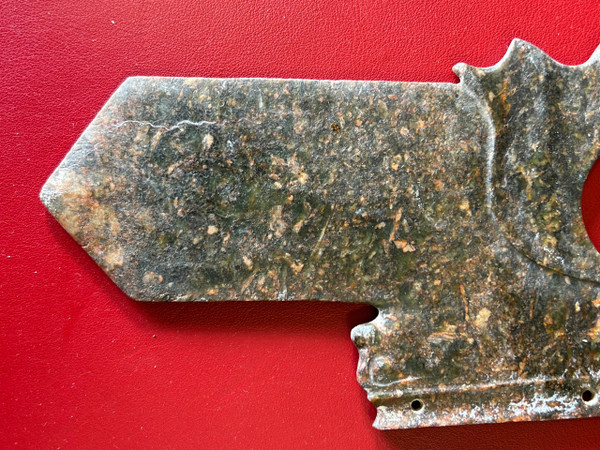 Coltello in pietra intagliata stile arcaico Cina