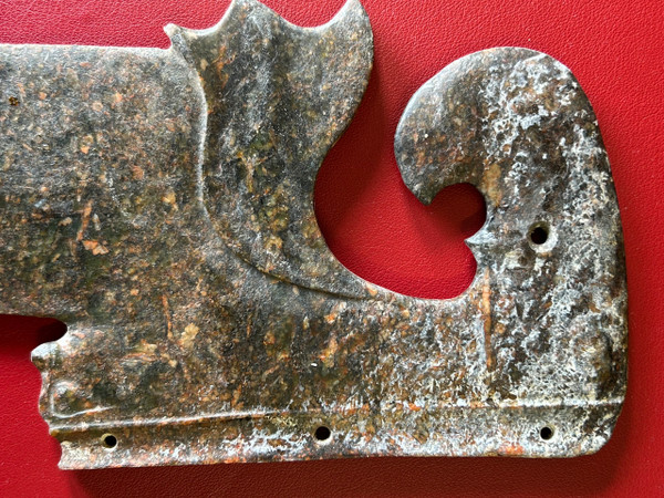 Coltello in pietra intagliata stile arcaico Cina