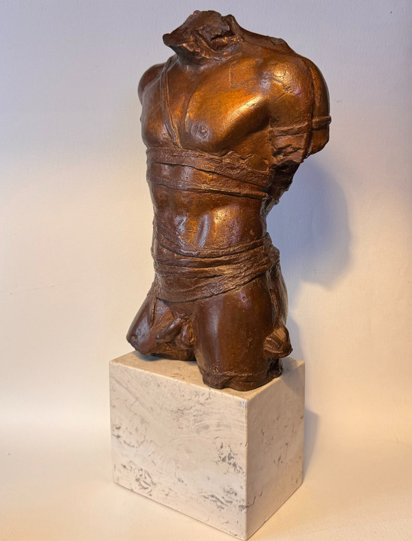 Scultura - Igor Mitoraj "Grépol" - Busto maschile nudo in bronzo