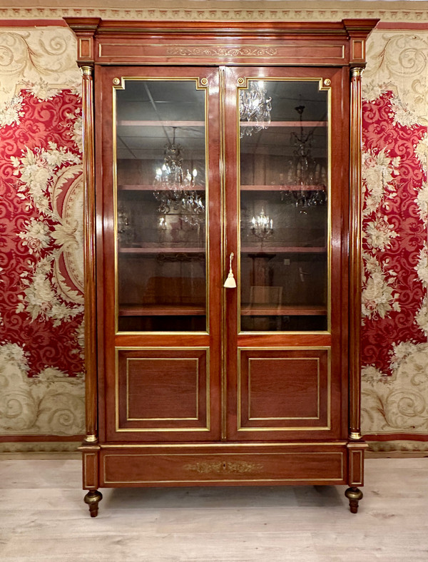 Libreria da esposizione in mogano stile Luigi XVI XIX secolo, 1870 circa