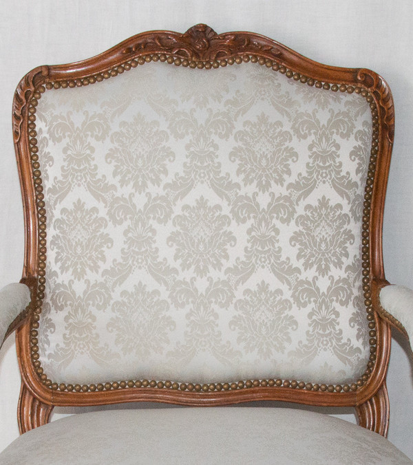 Fauteuil à Dossier Plat Estampillé époque Louis XV